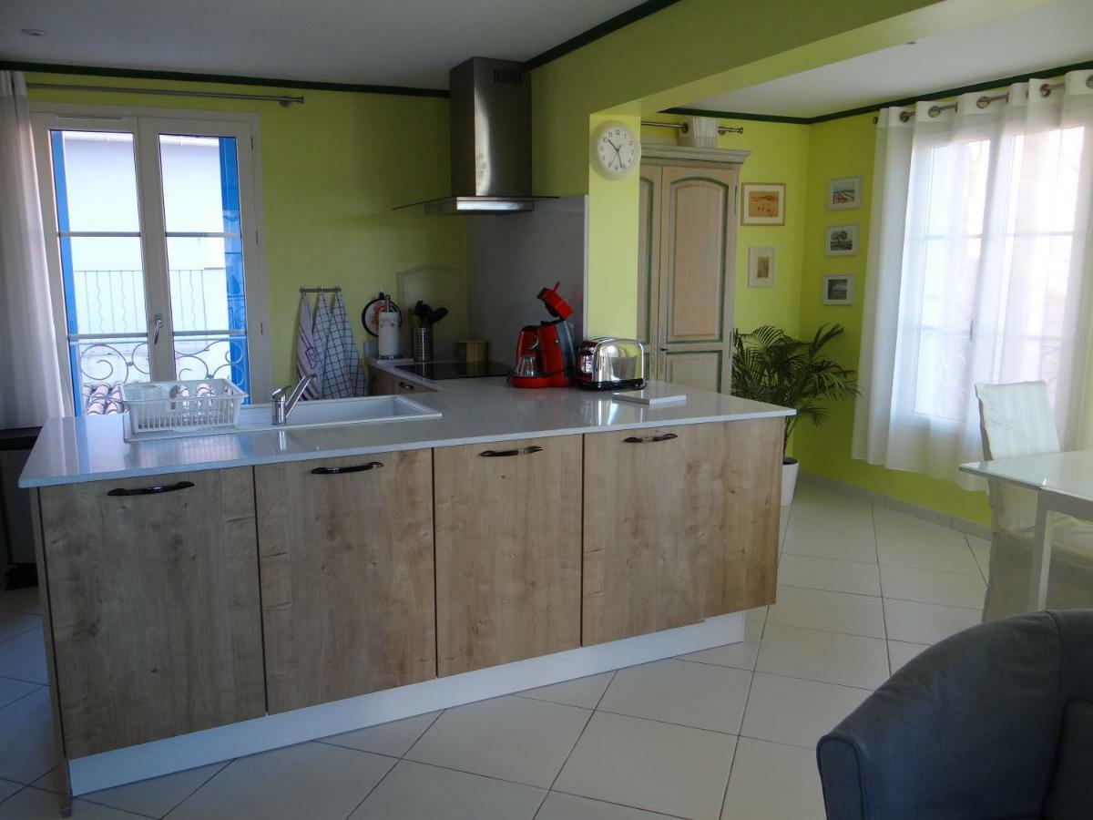 Appartement T2 50M² Vue Mer Presqu'Il De Giens. Rc イエール エクステリア 写真